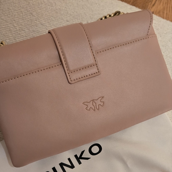 Pinko Women's Pink Leather Shoulder Bag - Picture 2 of 7
